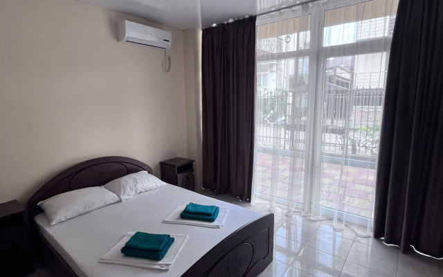 Hristaki Guest House