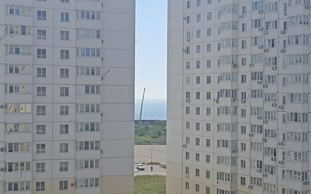 Dizaynerskaya Kvartira S Vidom Na Chernoye More Flat