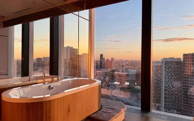 Sky City Moscow vanna u okna! Zakatnaya storona na vsyu Moskvu Apartments