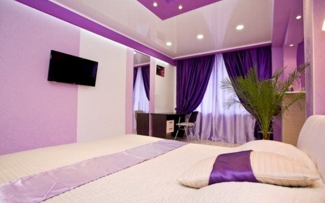 Violet Fantasy Apartments
