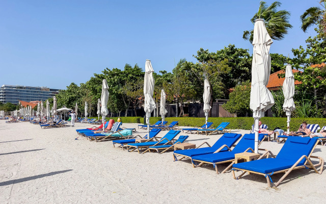 Royal Amwaj Anantaro Private Beach Lagoon Pool Apartment