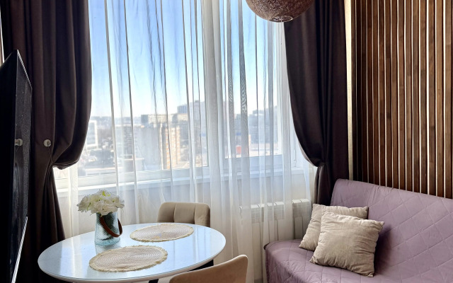 Квартира уютная напротив Театра оперы и балета