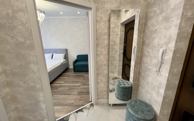 Elegantnaya v Zhk Rossiyskiy ryadom so skverom Flat