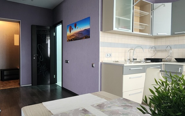 Апартаменты WinWin (ВинВин) в центре на набережной озера Кабан