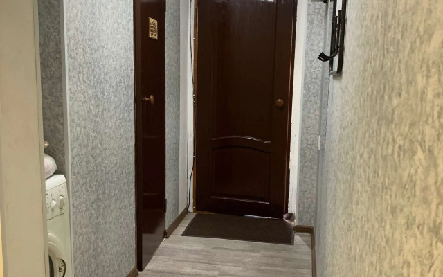 Na Chernikovskoy 43 Flat