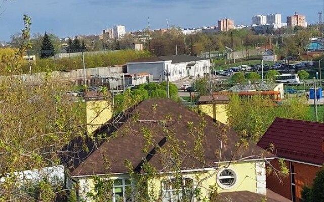 Family near the railway station Kolomna Flat