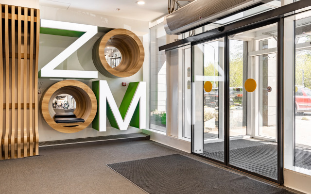 Best Western Zoom Hotel