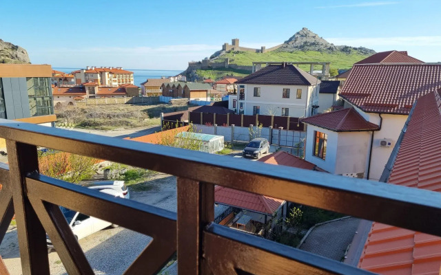 Fora Guest House