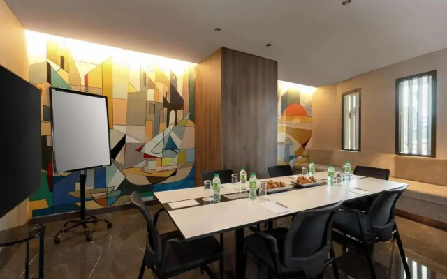 Hyatt Centric Jumeirah Dubai Hotel