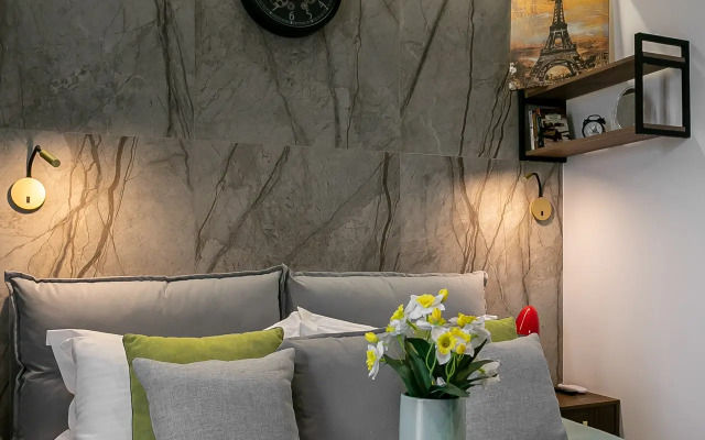 Zoloto Parizha Flat