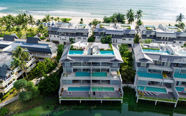 Prekrasnye Apartamenty s Basseynom v Laguna Phuket