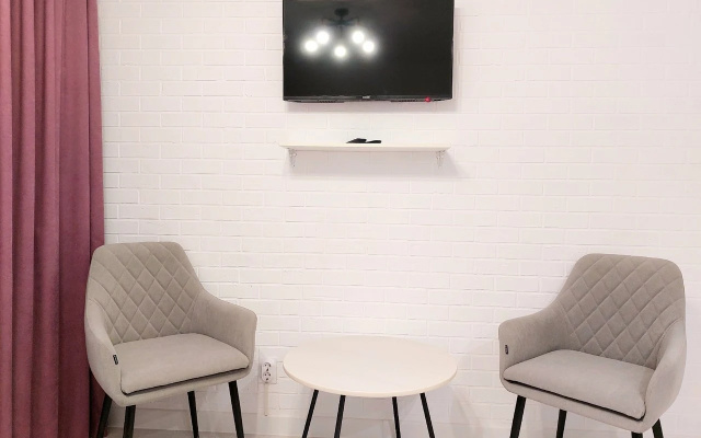 Apartamenty Stil'naa studia v novom gorode Ul'anovska u parka Pribreznyj