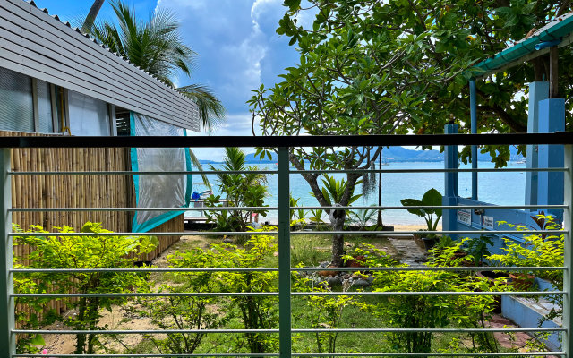 Sea Dreamer Beachfront Apartments