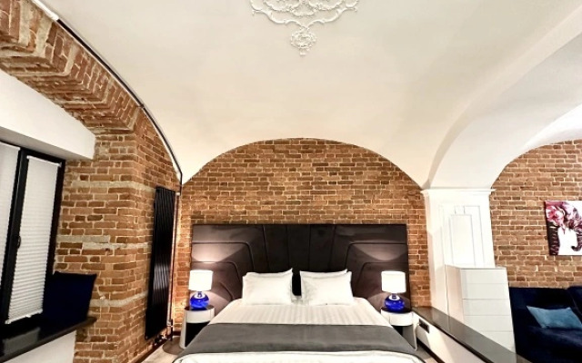 LITEINY  Royal Apartments