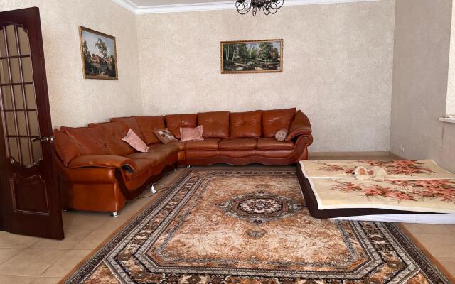 Частный дом Дом на берегу моря