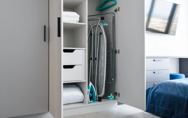 Metropol s vidom na more 1 Apartments