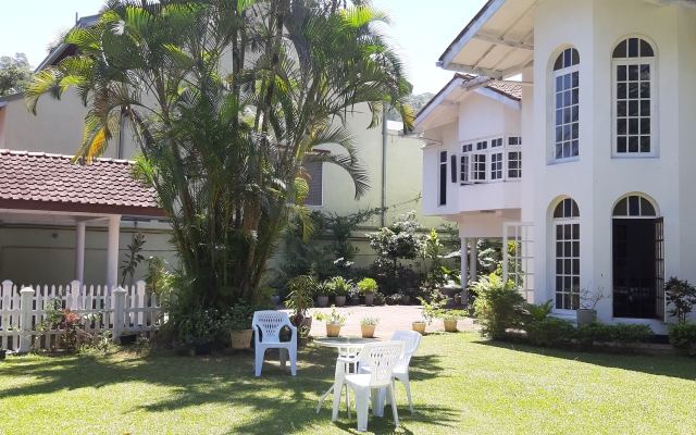 Гостевой Дом Kandy Green View Bungalow