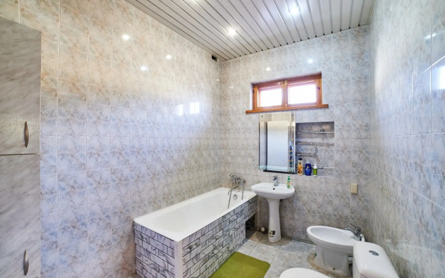 Квартира на Розы Люксембург