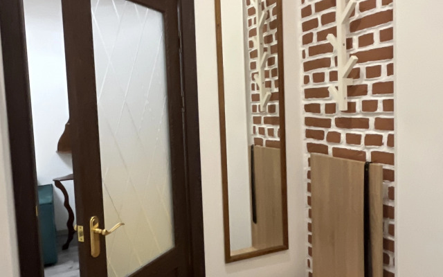 Апартаменты Логово Румс Двухкомнатные Шестиместные