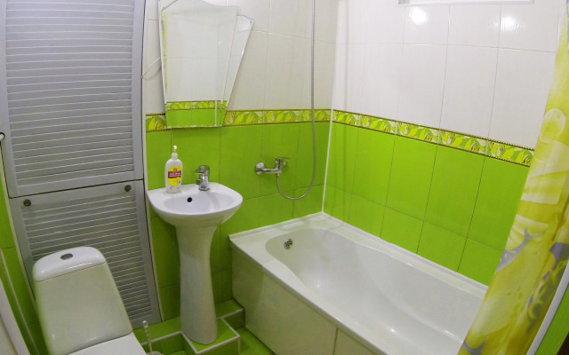 Na Ul Sevastopolskaya 26 Flat