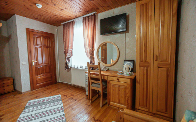 Podvorye Guest House