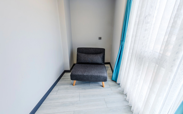 Отель Solin Airport Hotel