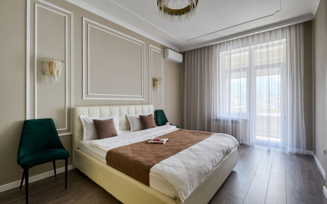 Alma-Ata Pyat Apartov Business-class ryadom TRC MEGA Luchshaya lokatsia Apartments