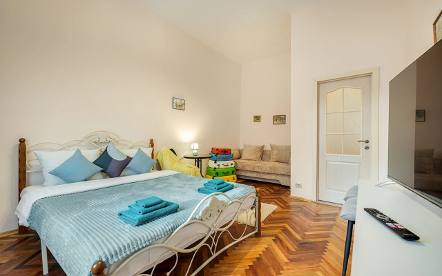 Апартаменты в центре у Английской набережной