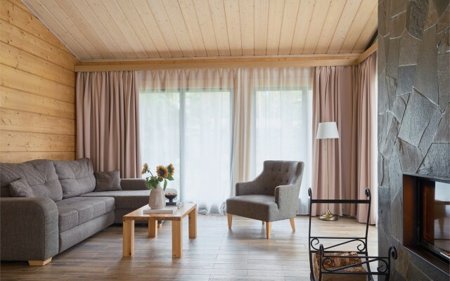 Okhta park Chalet