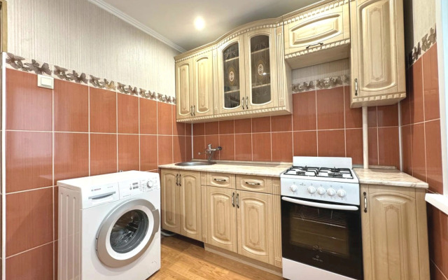 Квартира двухкомнатная в центре на Дзержинского рядом с РИАцентром