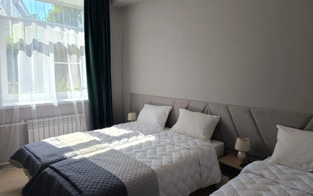 Квартира двухкомнатная в самом центре города