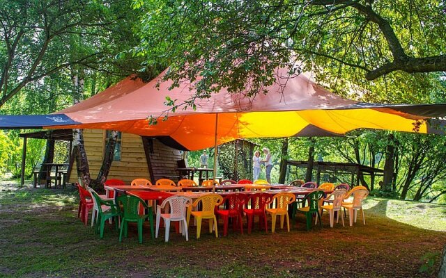 Bereg Priclucheniy Recreation Center Hotel