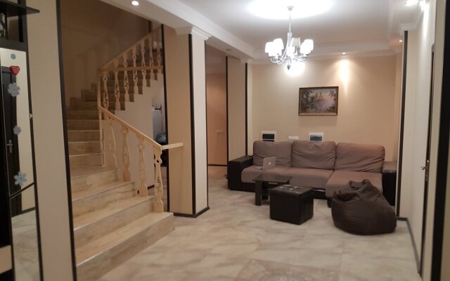 Na Polyane Guest house