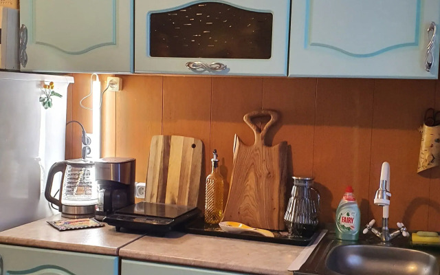 V starinnom osobnyake Revolyutsioner Ikonnikov Flat