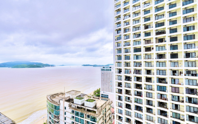 Апартаменты La Casa Nha Trang Gold Coast Tower Walk-To-Beach