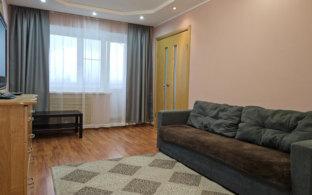 Квартира Двухкомнатная на Ленина 146