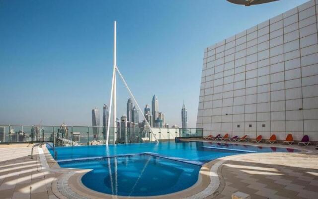 Cosmos Living - Goldcrest Views1 Apartments