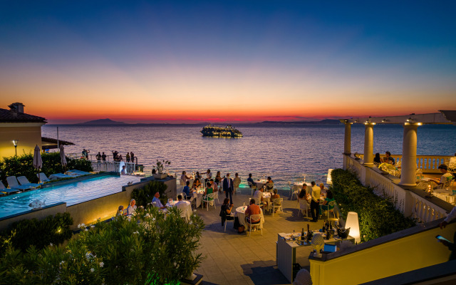 Отель Corallo Sorrento