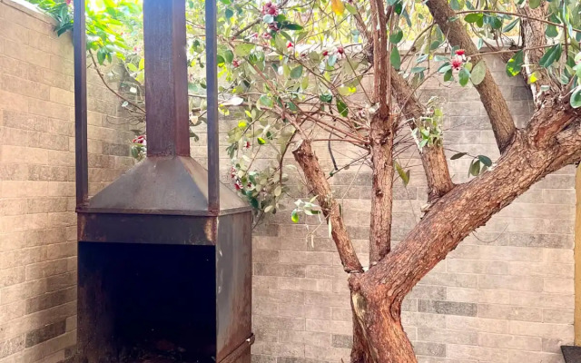 LIFAR Guest House
