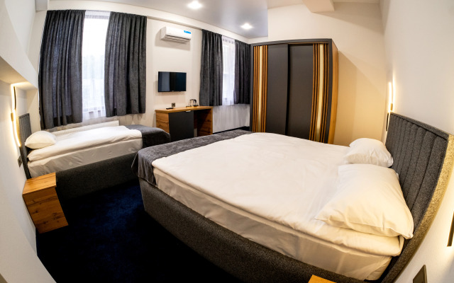 Отель Urban Blis