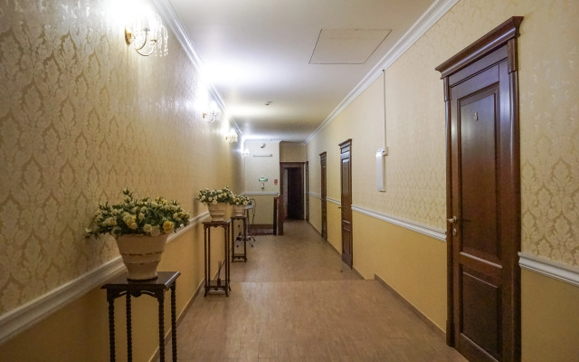 Kelarskaya Naberezhnaya Mini-Hotel