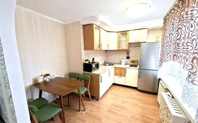 Апартаменты трехкомнатные в центре МирныйДом