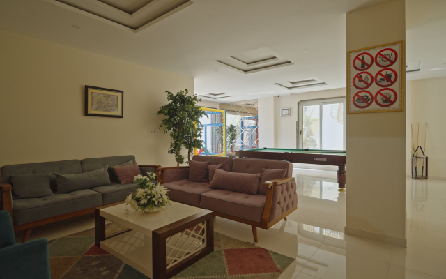 Na Pervoy Linii Morya Yekta Queen Apartments
