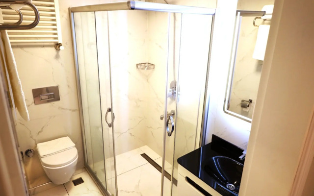 Bakirkoy Tashan Business & Airport Hotel
