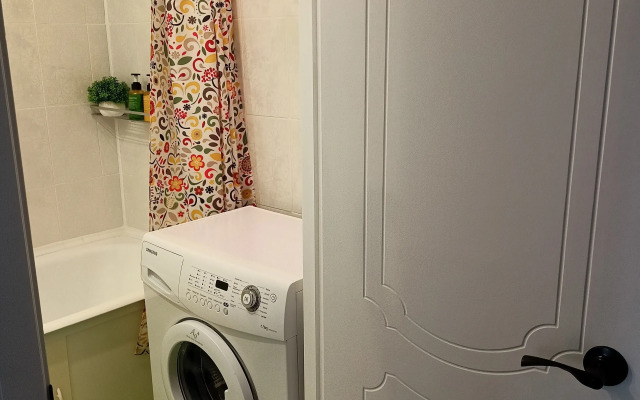 Квартира Двухкомнатная Студия в Тихом Центре Левого Берега