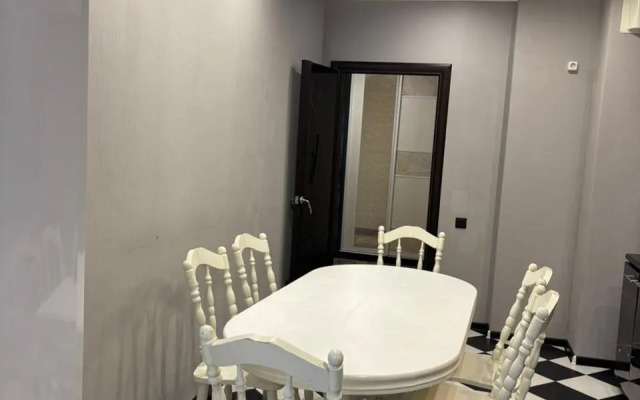 Апартаменты С Шикарным видом у парка Галицкого