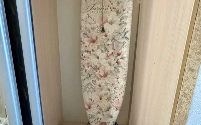 Квартира уютная возле трамвая с видом на стадион