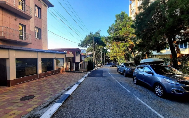 Отель Олина