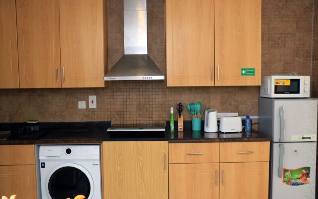 Cosmos Living - Goldcrest Views1 Apartments
