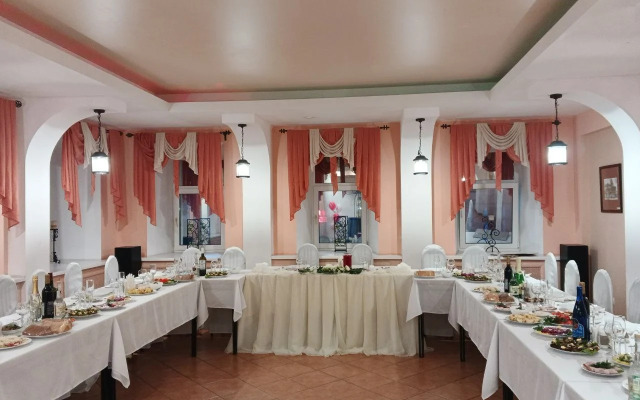 Отель Купеческий Дом